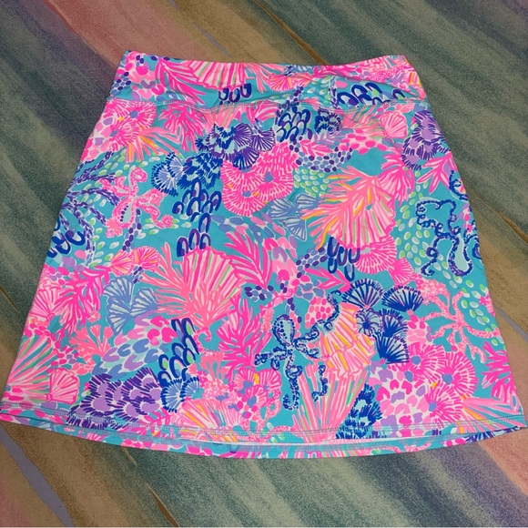 Lilly Pulitzer Luxletic Maryana Skort 17" Splendor in the Sand Small - Picture 7 of 7